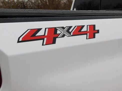 Used 2021 Chevrolet Silverado 1500 High Country w/ Technology Package image 45