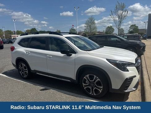 Used 2024 Subaru Ascent Limited w/ Technology Package image 4