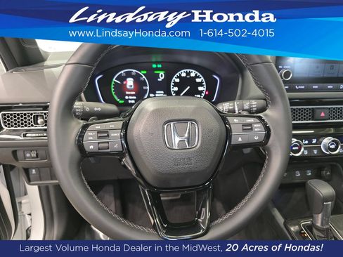Used 2025 Honda Civic Sport image 8