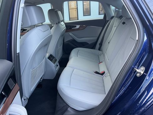 Used 2022 Audi A4 2.0T Premium Plus w/ Premium Plus Package image 12