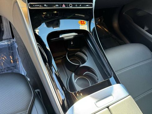 Certified 2025 Mercedes-Benz GLC 300 image 14
