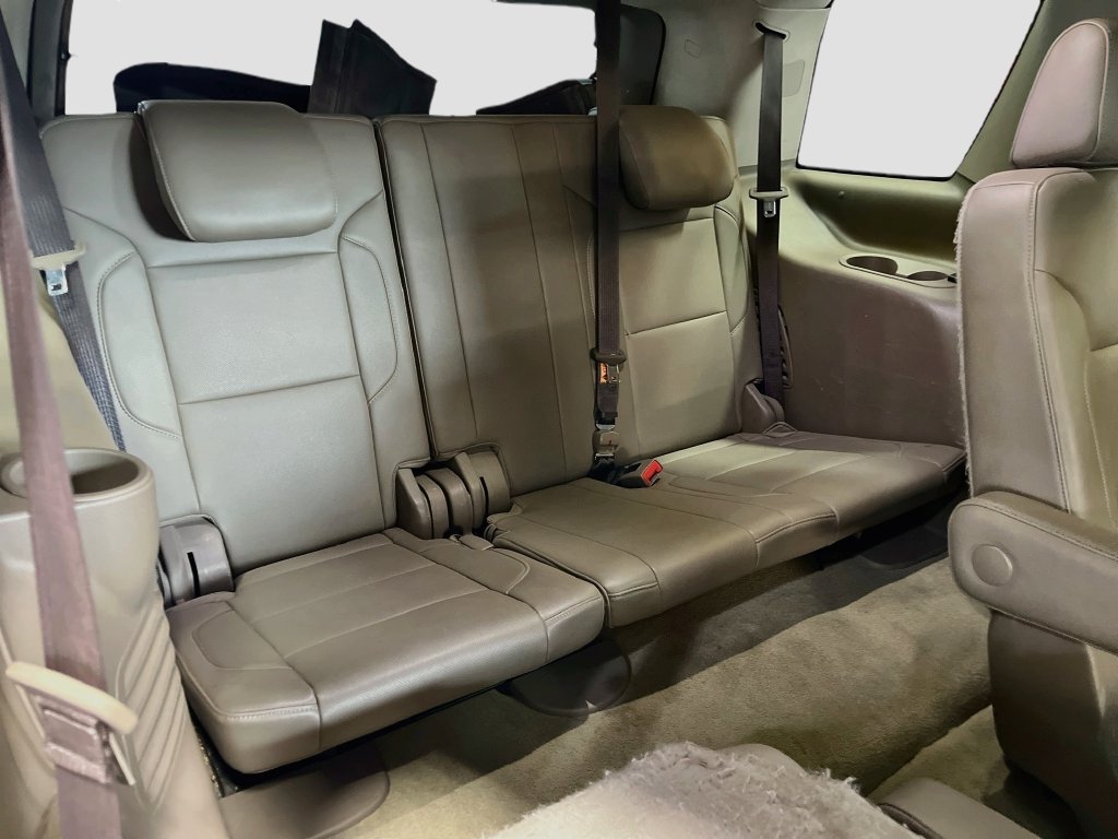 Used 2017 Chevrolet Tahoe Premier AWD/4WD image 30