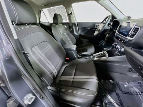 Used 2023 Hyundai Venue SEL FWD image 26