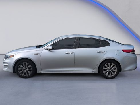 Used 2016 Kia Optima LX w/ Option Group 014 FWD image 3