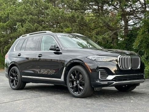 Used 2019 BMW X7 xDrive40i w/ Cold Weather Package image 6