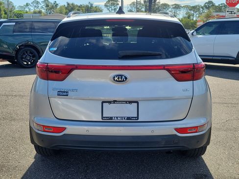 Used 2019 Kia Sportage EX w/ EX Technology Package FWD image 5