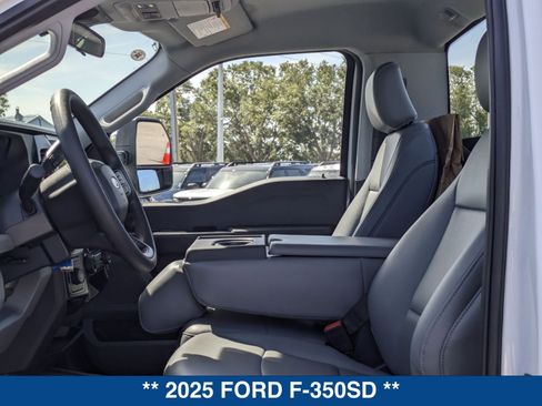 New 2025 Ford F350 XL w/ XL Chrome Package AWD/4WD image 13