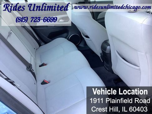 Used 2011 Chevrolet Cruze LT FWD image 25