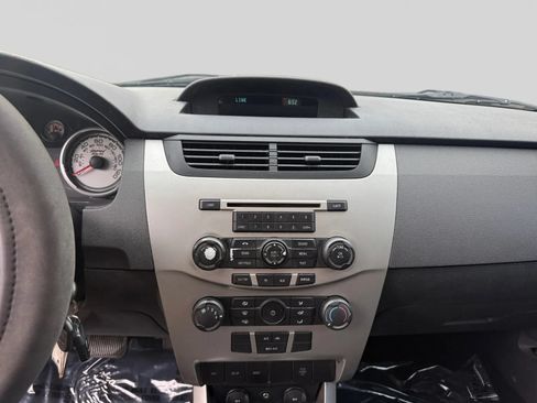 Used 2009 Ford Focus SE FWD image 21