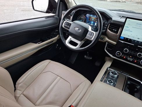Used 2024 Ford Expedition Max Limited image 15