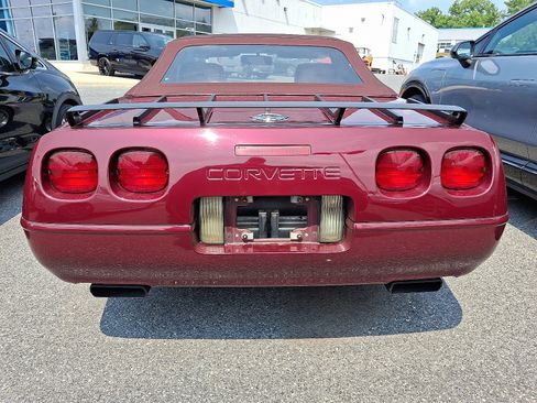 Used 1993 Chevrolet Corvette Convertible RWD image 5