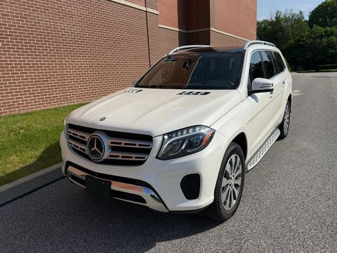 Used 2017 Mercedes-Benz GLS 450 4MATIC image 2