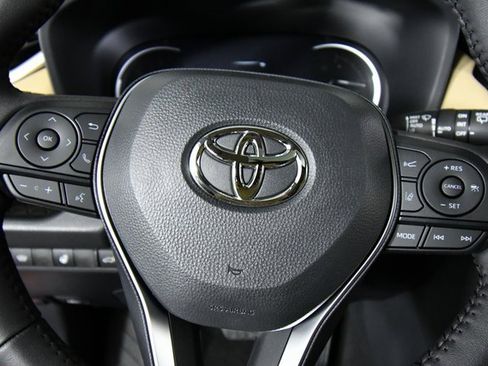 New 2025 Toyota RAV4 XLE Premium image 2