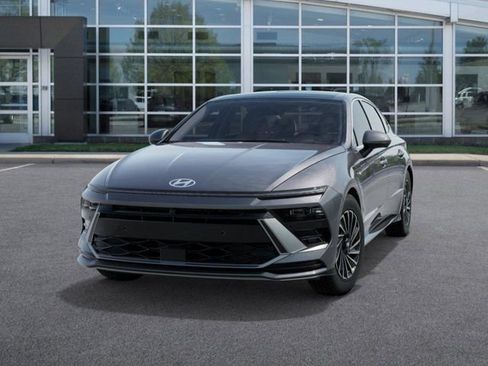 Certified 2025 Hyundai Sonata Limited image 6