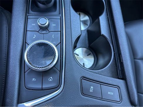 Certified 2022 Cadillac XT6 Luxury image 22