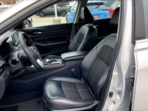 Used 2021 Nissan Altima 2.5 SR image 8