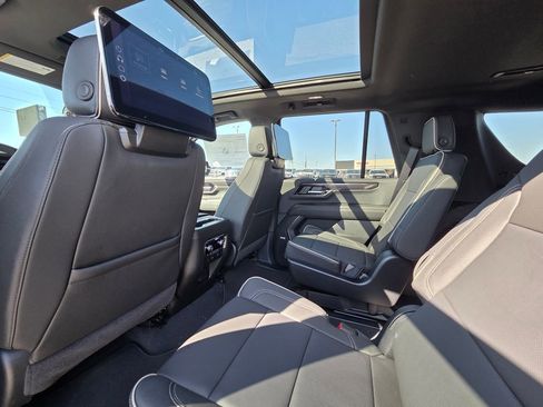 New 2026 GMC Yukon Elevation w/ Elevation Premium Package AWD/4WD image 27