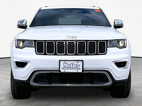 Used 2018 Jeep Grand Cherokee Limited AWD/4WD image 3