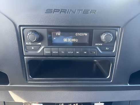 Used 2025 Mercedes-Benz Sprinter 2500 image 14