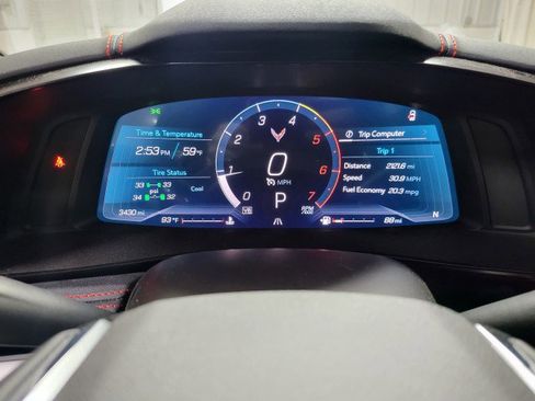 Used 2024 Chevrolet Corvette Stingray Preferred Cpe w/ Z51 Performance Package image 27