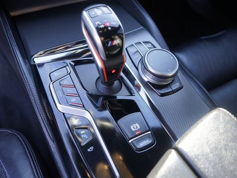 Used 2019 BMW M5 w/ Executive Package image 23