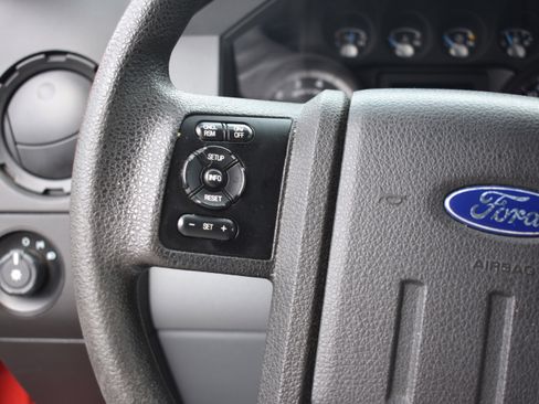 Used 2015 Ford F250 XL w/ Power Equipment Group AWD/4WD image 15