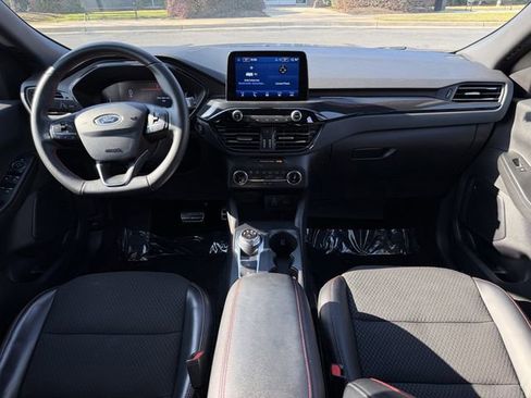 Used 2024 Ford Escape ST-Line image 28