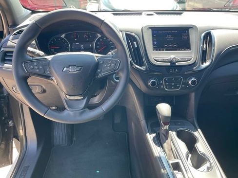 Certified 2023 Chevrolet Equinox RS FWD image 13