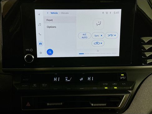 Used 2025 Toyota Camry LE image 24