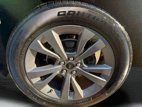 Used 2021 Ford Explorer XLT w/ Equipment Group 202A image 37