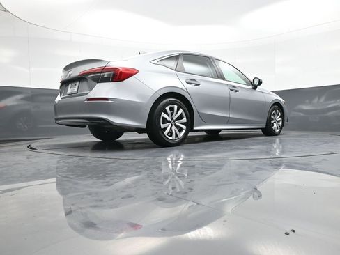 Certified 2023 Honda Civic LX image 29