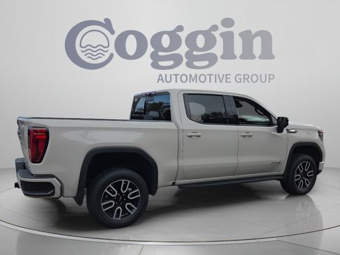 Used 2026 GMC Sierra 1500 AT4 w/ AT4 Premium Package AWD/4WD image 5