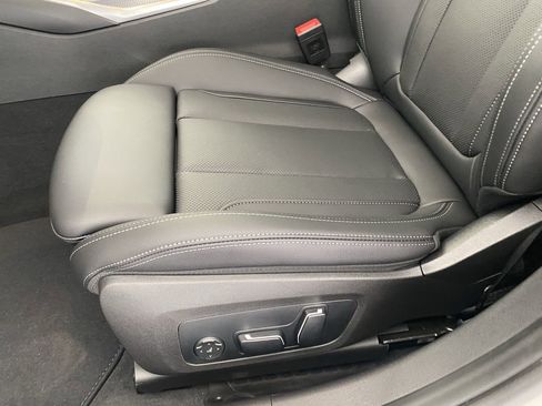 Used 2025 BMW 330i xDrive Sedan w/ M Sport Package image 12