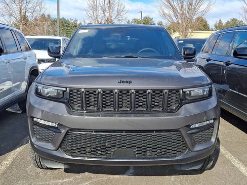 New 2025 Jeep Grand Cherokee Limited AWD/4WD image 2