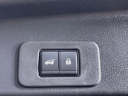 Used 2025 Nissan Murano SV AWD/4WD image 28