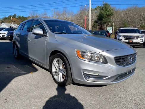 Used 2015 Volvo V60 T5 Premier AWD/4WD image 3