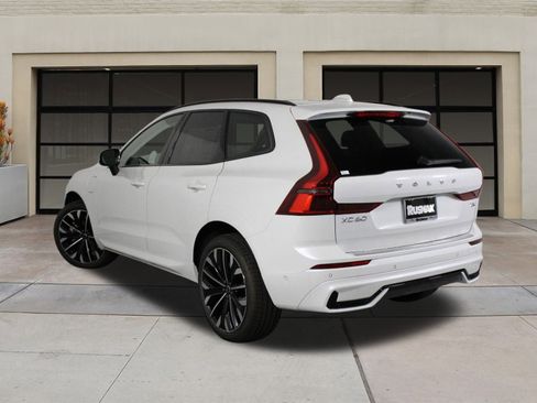 New 2026 Volvo XC60 T8 Ultra w/ Protection Package Premier image 3