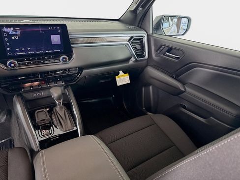 New 2025 GMC Canyon Elevation w/ Convenience Package image 24