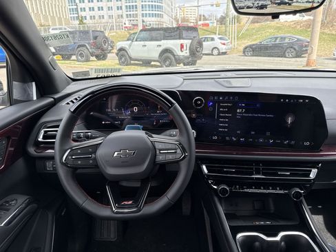 New 2026 Chevrolet Traverse RS image 16