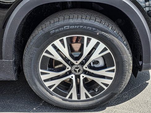 New 2026 Mercedes-Benz GLB 250 4MATIC image 9