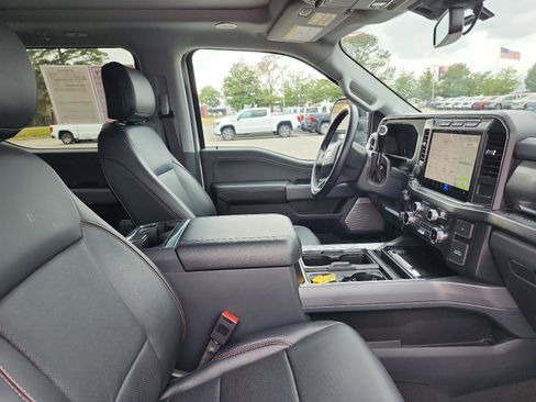 Used 2024 Ford F350 Lariat w/ Lariat Ultimate Package image 9
