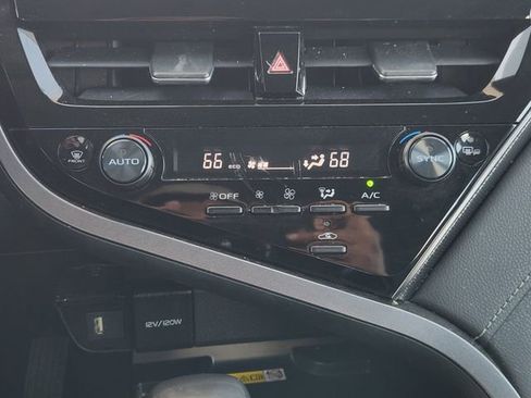 Used 2024 Toyota Camry XSE image 15