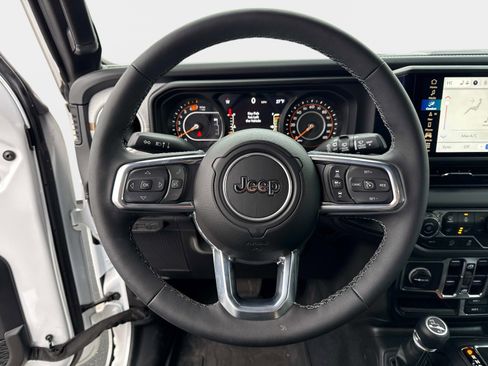 New 2025 Jeep Wrangler Sahara image 25