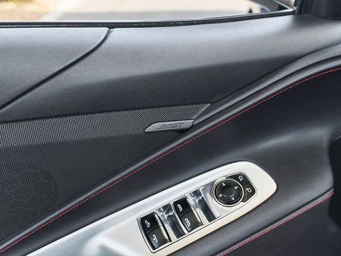 Used 2022 Chevrolet Corvette Stingray Convertible w/ 1LT image 17