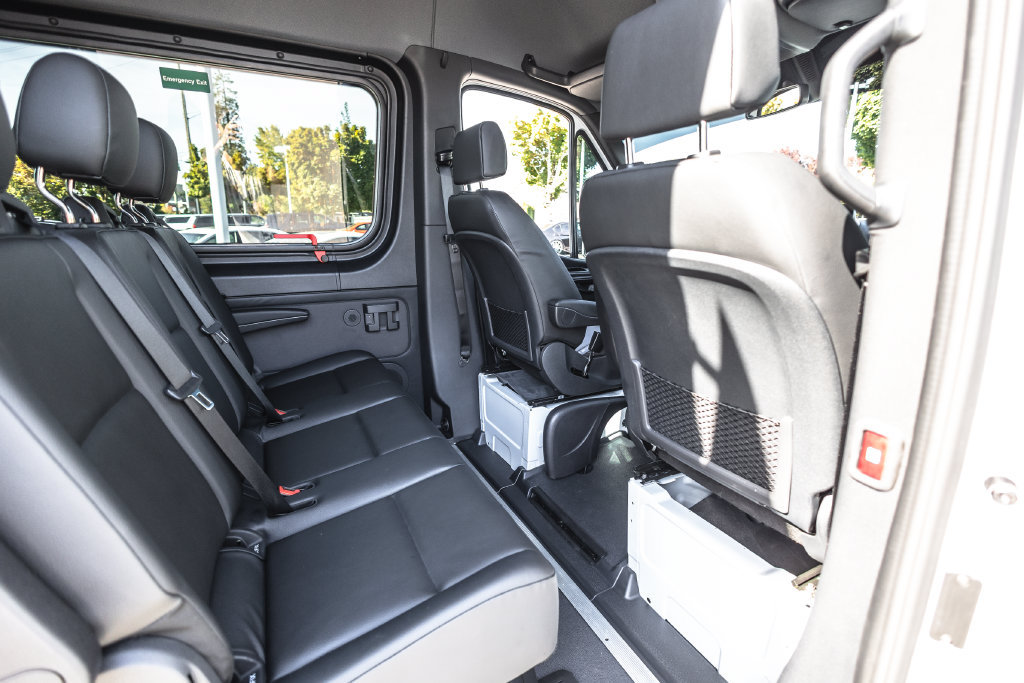 Used 2024 Mercedes-Benz Sprinter 2500 image 20