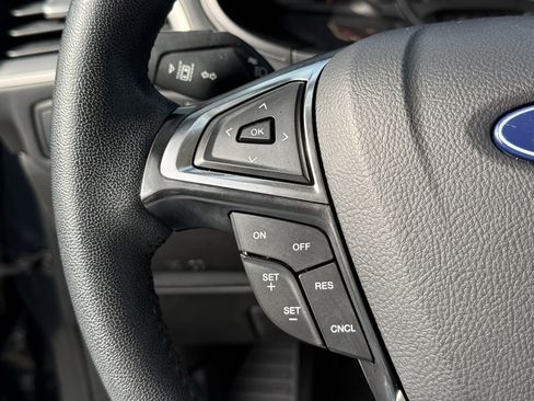 Used 2024 Ford Edge SEL w/ Convenience Package image 20