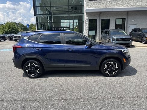 Certified 2024 Kia Seltos EX FWD image 5