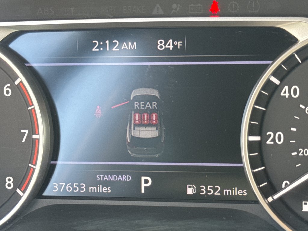 Used 2025 Nissan Rogue SV FWD image 17