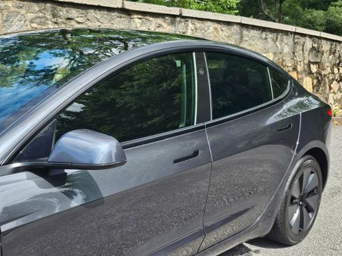 Used 2024 Tesla Model 3 Long Range RWD image 23