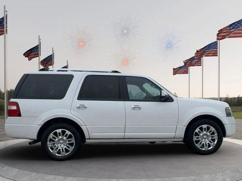 Used 2013 Ford Expedition Limited RWD image 8